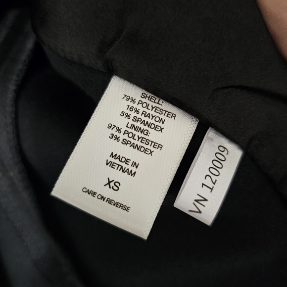 New York & Company Black Blazer - Size XS - Picture 14 of 14